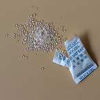 2 g silica gel desiccant filter paper