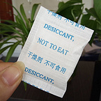 5 g silica gel desiccant checkered paper