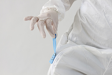 BioClean-D Drop-down Sterile Garment with Hood (S-BDSH)
