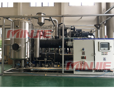 Energy efficient wastewater treatment plant multi effect evaporator