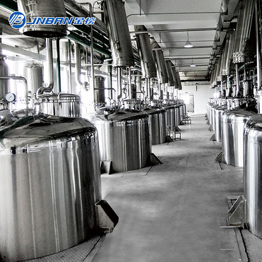 Sanitary Stainless steel Low temperature vacuum natural plant extraction machine