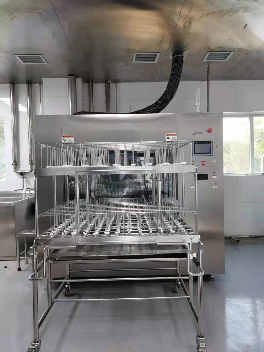 Automatic GMP Washing and Drying System Meet Requirement of Pharmaceutical and Vaccine Production  