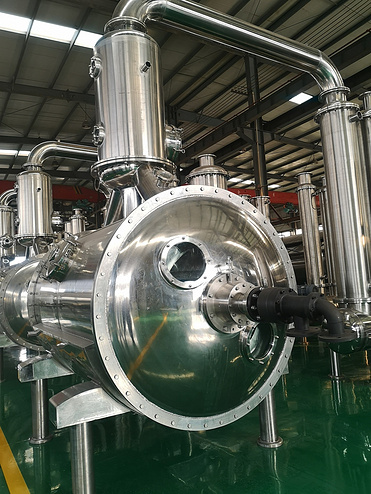 Industrial dehydration thin film heat-sensitive evaporator