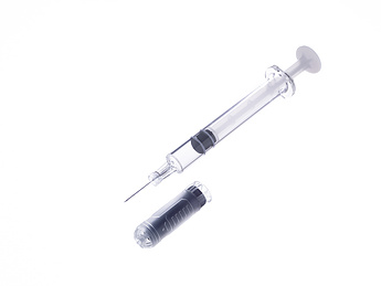 PLAJEX? Ready-to-Fill Polymer Syringe with Staked Needle
