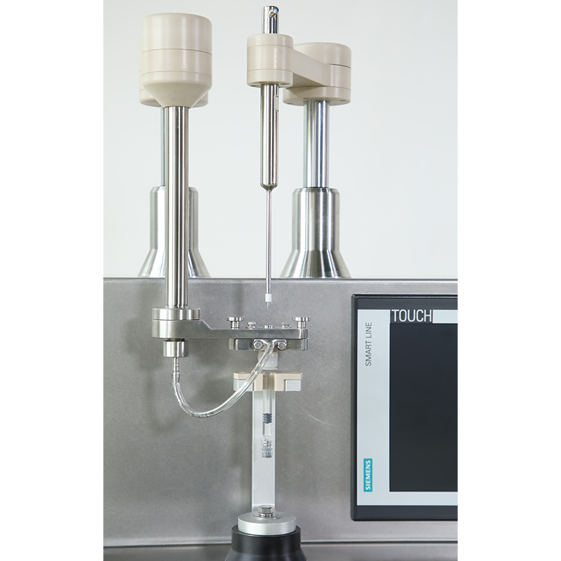 Manual vacuum stoppering machine  