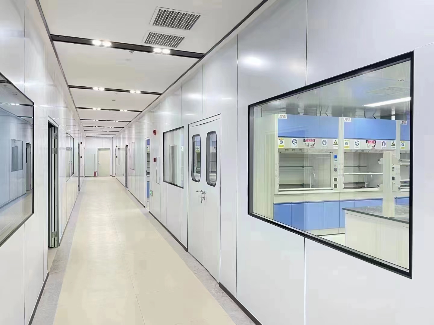 Tempered Glass Cleanroom Window