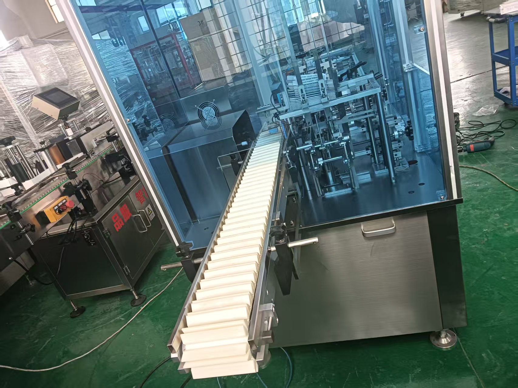 Automatic cartoning machine  