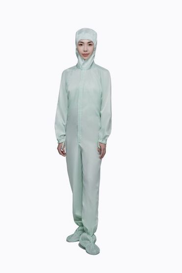 Autoclavable  Cleanroom coverall with hood, socks