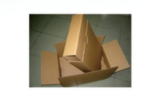 Corrugated box with gas phase rust prevention function