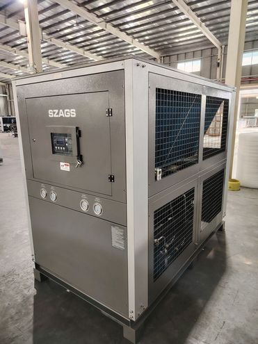 R134a Refrigerant Industrial Cooler 110-480V Voltage Shell And Tube Evaporator Type