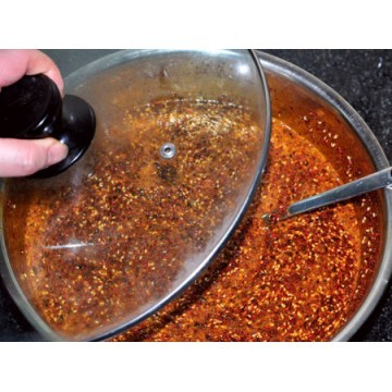 Natural Chili Red/ Paprika Capsanthin used for food colorant 