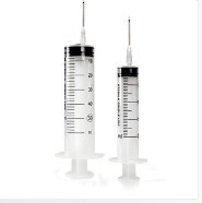 Single Use Sterile Syringe for Dissolving Medicame