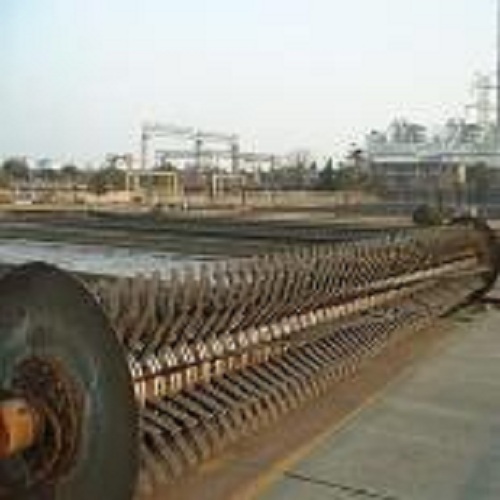 Rotary brush aerator