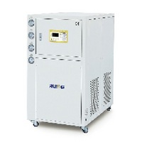 Water cooled refrigerator at low temperature 