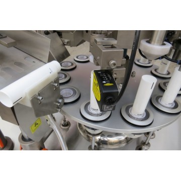 ZHF-100YC Tube filling & sealing machine  