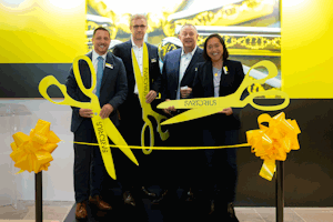 Caption: J. Christian Dumais, Mayor of Marlborough, René Fáber, CEO of Sartorius Stedim Biotech, Maurice Phelan, President of Sartorius North America, Yvonne Hao, Massachusetts Secretary of Economic Development (from left to right).