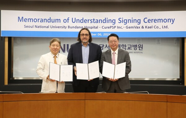 Representatives from Seoul National University Bundang Hospital, CurePSP and GemVax took a photo after signing an MOU for the establishment of the International PSP Research and Treatment Center. (From left) Dr. Junghan Song, President & CEO of SNUBH; Dr. Kristophe Diaz, Executive Director & CSO of CurePSP; and Mr. Sukjoon Lee, CEO of GemVax.