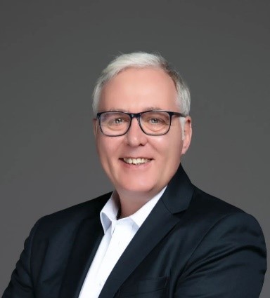 Dr. Andreas Risch